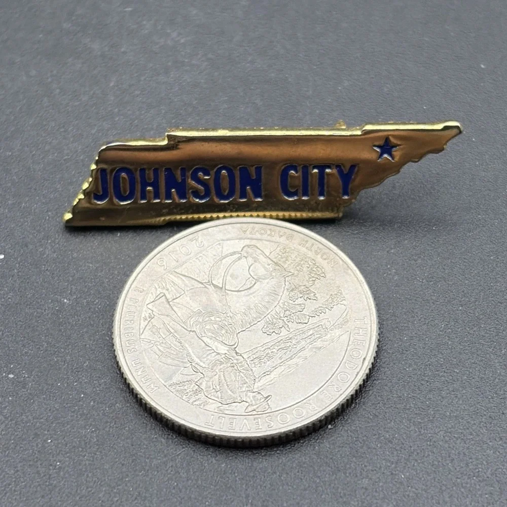 Johnson City Tennessee State Outline Gold Tone Lapel Hat‎ Pin